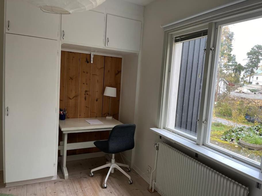 Nice Two Room Flat 15 Minutes From Stockholm C . 胡丁厄 外观 照片